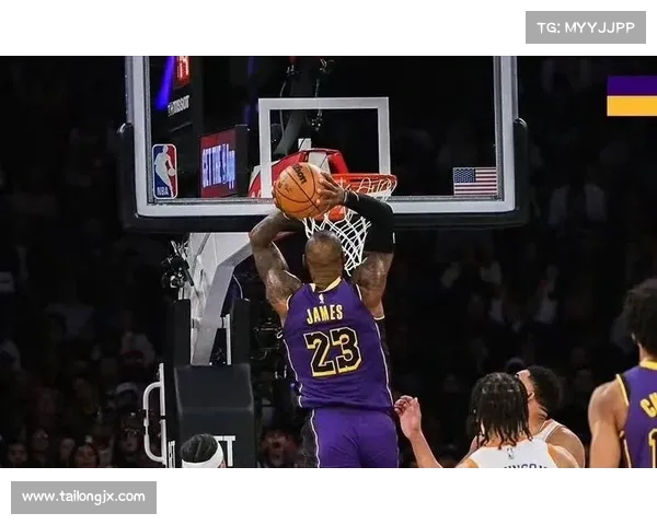 震撼全场NBA历史经典扣篮集锦 精彩瞬间回顾每一位扣篮高手的飞跃时刻 震撼全场NBA历史经典扣篮集锦 精彩瞬间回顾每一位扣篮高手的飞跃时刻